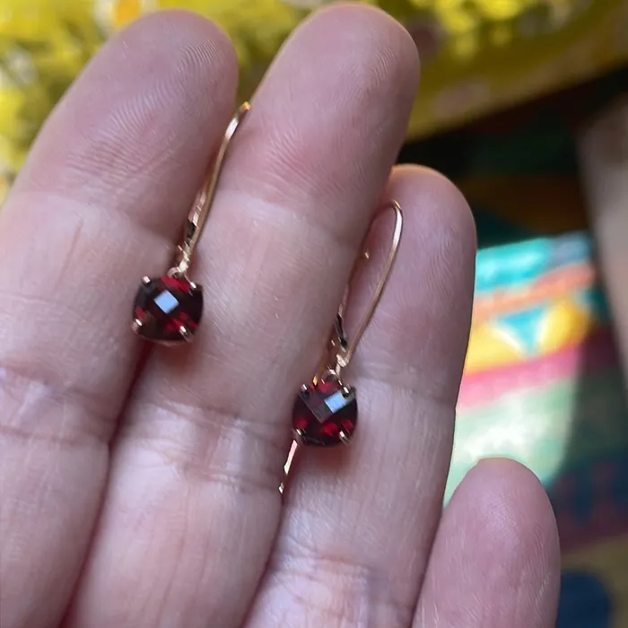 Garnet Earrings 10k Rose Gold Vintage Vintage Paris Jewelry Earrings Garnet Earrings 10k Rose Gold Vintage Vintage Paris Jewelry Earrings