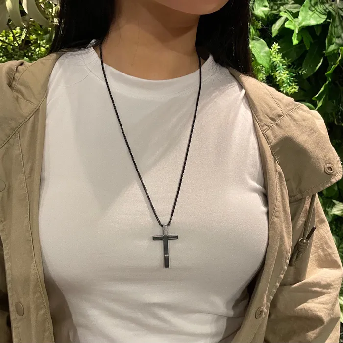 Jacob Rachel THE Cross Pendant Necklace Black Edition Necklaces
