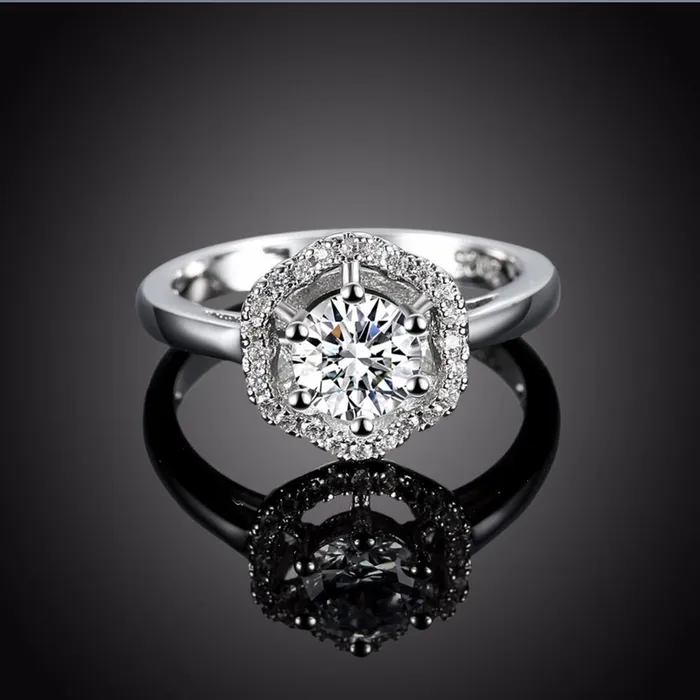 Rings Luxurious 925 Sterling Silver Engagement Ring with Zircon Stone Fashion Jewelry Party Rings for Women customjewelryan