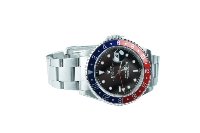 PreOwned GMT II Pepsi Bezel 16700 Stainless Timepiece Crown Jewels Coin Bracelets